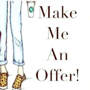 ‼️CLOSET CLEAR OUT‼️OFFERS ARE WELCOME ‼️